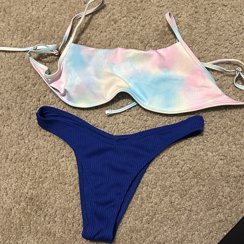 Hollister Pastel Tie-Dye Ribbed Bikini Top & Royal Blue Ribbed Bottom Set